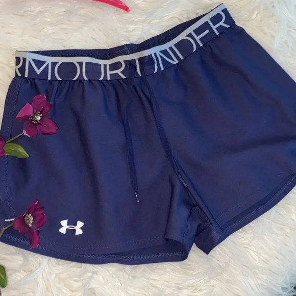 UNDER ARMOUR shorts - Picture 4 of 9